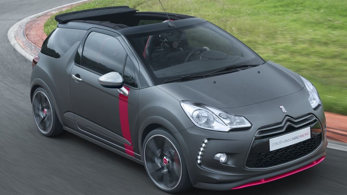 Пускат лимитирана серия DS3 Cabrio Racing