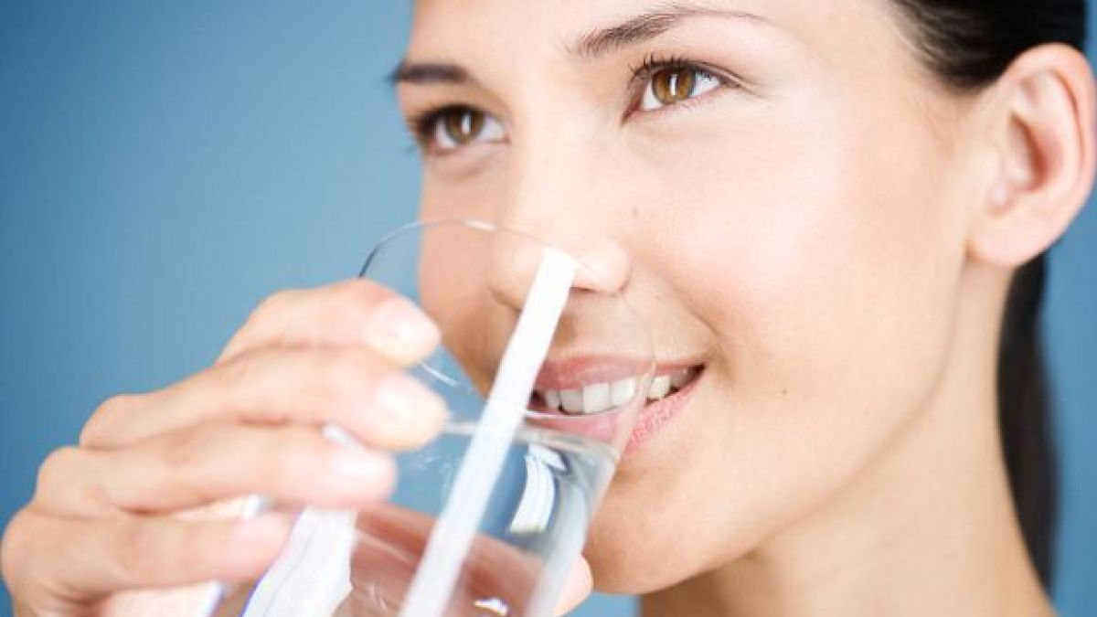 Чаша вода ускорява работата на мозъка с 14% 