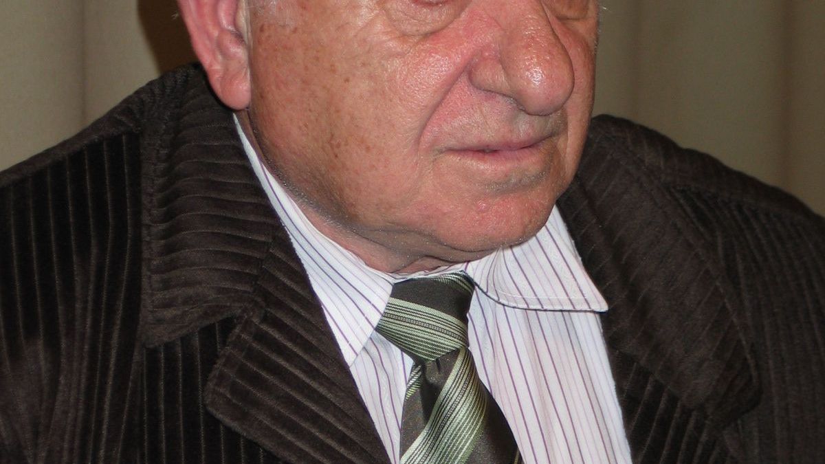 Георги Мишев отказа да е почетен гражданин на Ловеч 