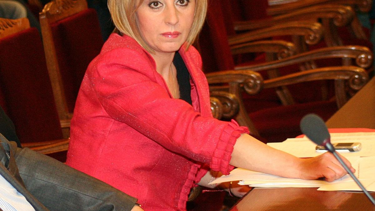 Мая Манолова пред БЛИЦ: Проф. Лилов е от знаковите фигури в БСП