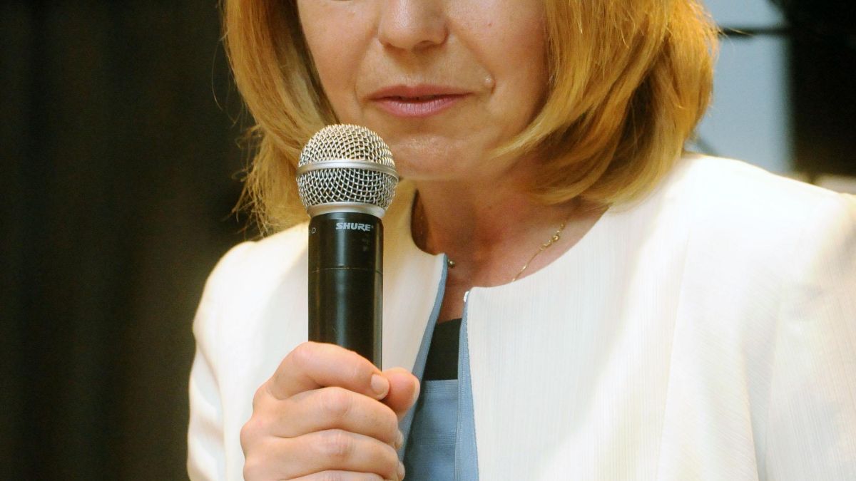 Фандъкова призова полицията да накаже разрушителите