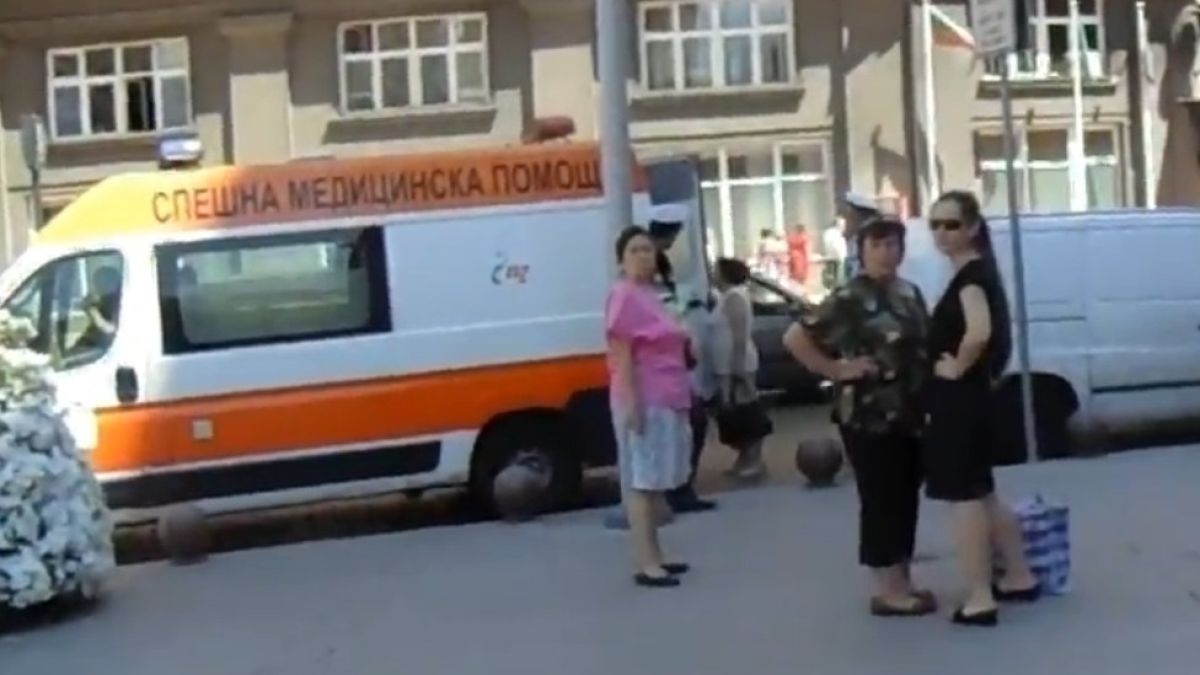 Пенсионери припаднаха пред тялото на Лилов