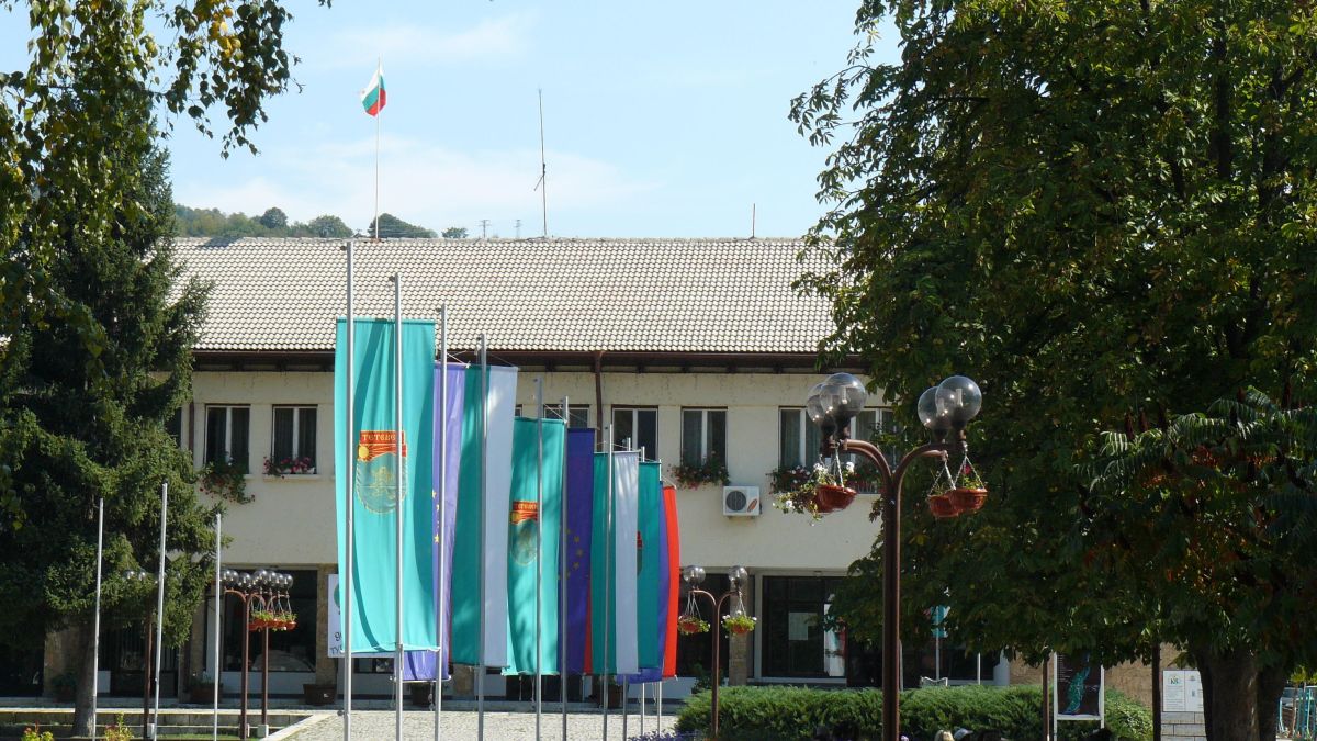 Челен опит: В Тетевен градският транспорт става безплатен