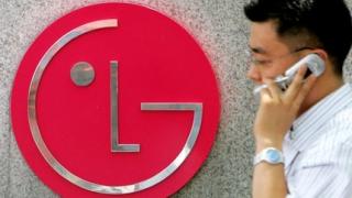 LG пуска таблет, умен часовник и очила