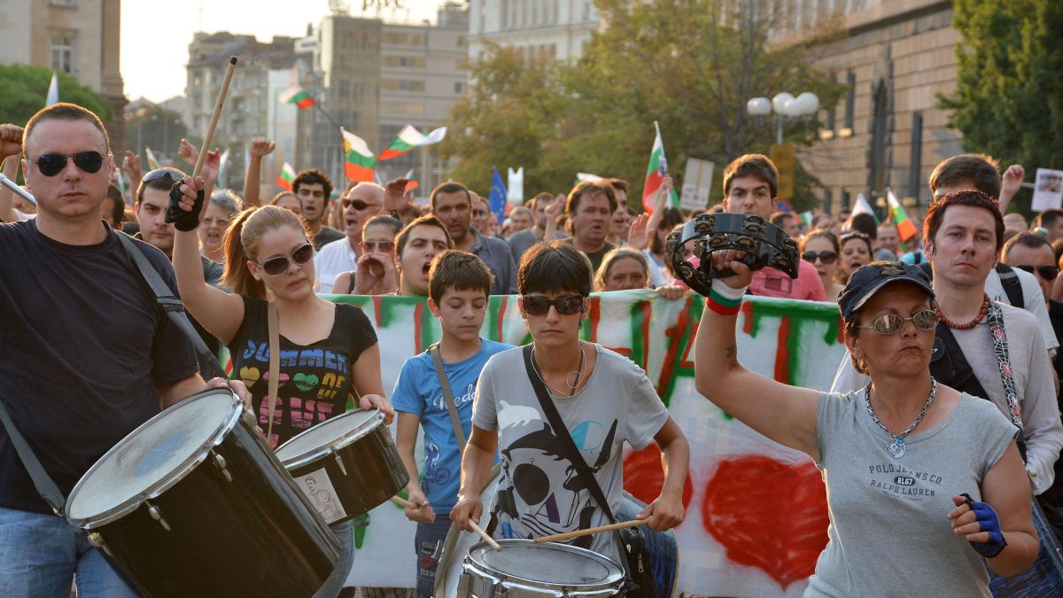 Протестът се разцепи 