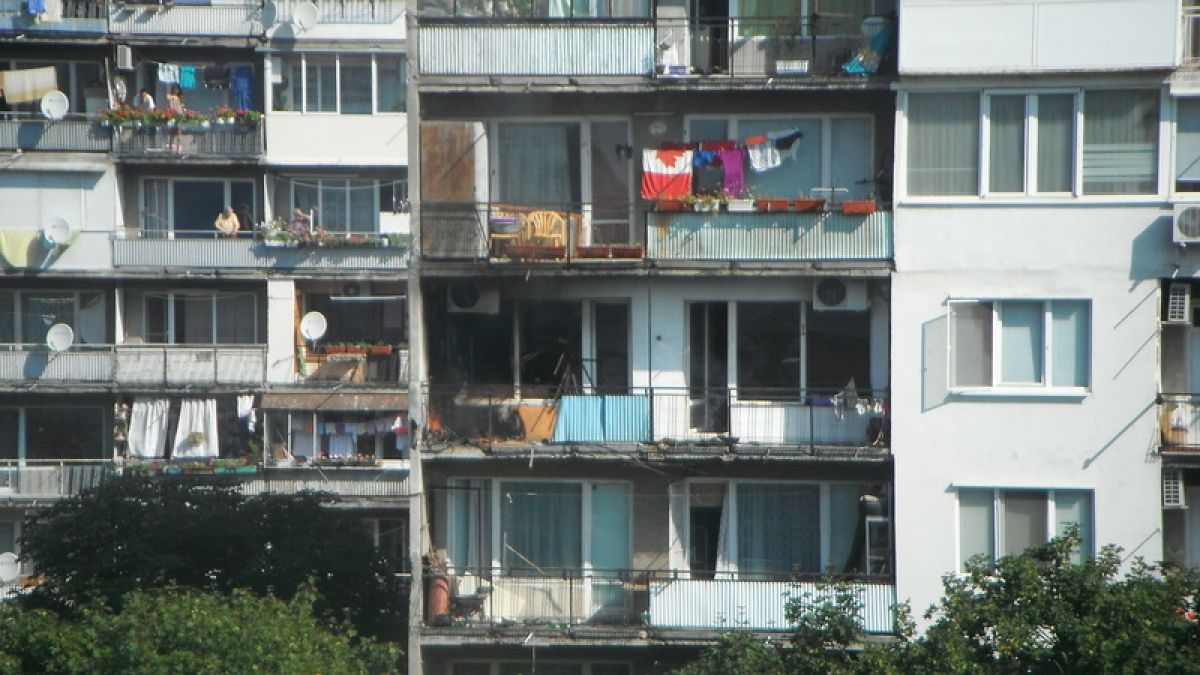 Газова бутилка взриви апартамент