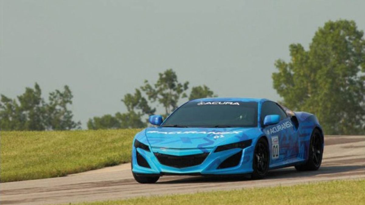 Показват прототипа Acura NSX на 4 август
