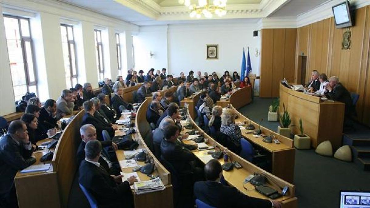 Никакви подаръци и облаги за общинарите