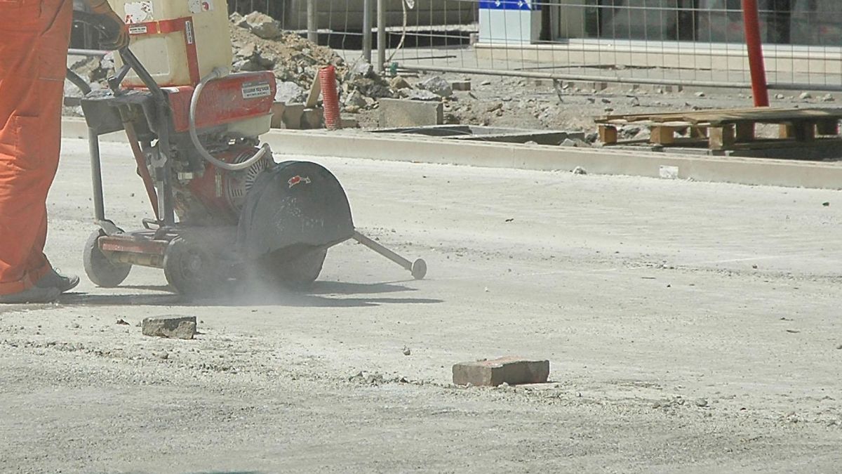 Път към Дунав мост 2 дави в пепел цял град 