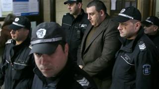 Ексклузивно в БЛИЦ! Потвърдиха доживотните присъди на "Килърите"! Пешо Сумиста остава в килия до края на дните си