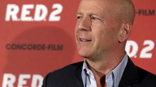 Само ако съзнаваше: Не е за вярване какво искат да направят с Брус Уилис
