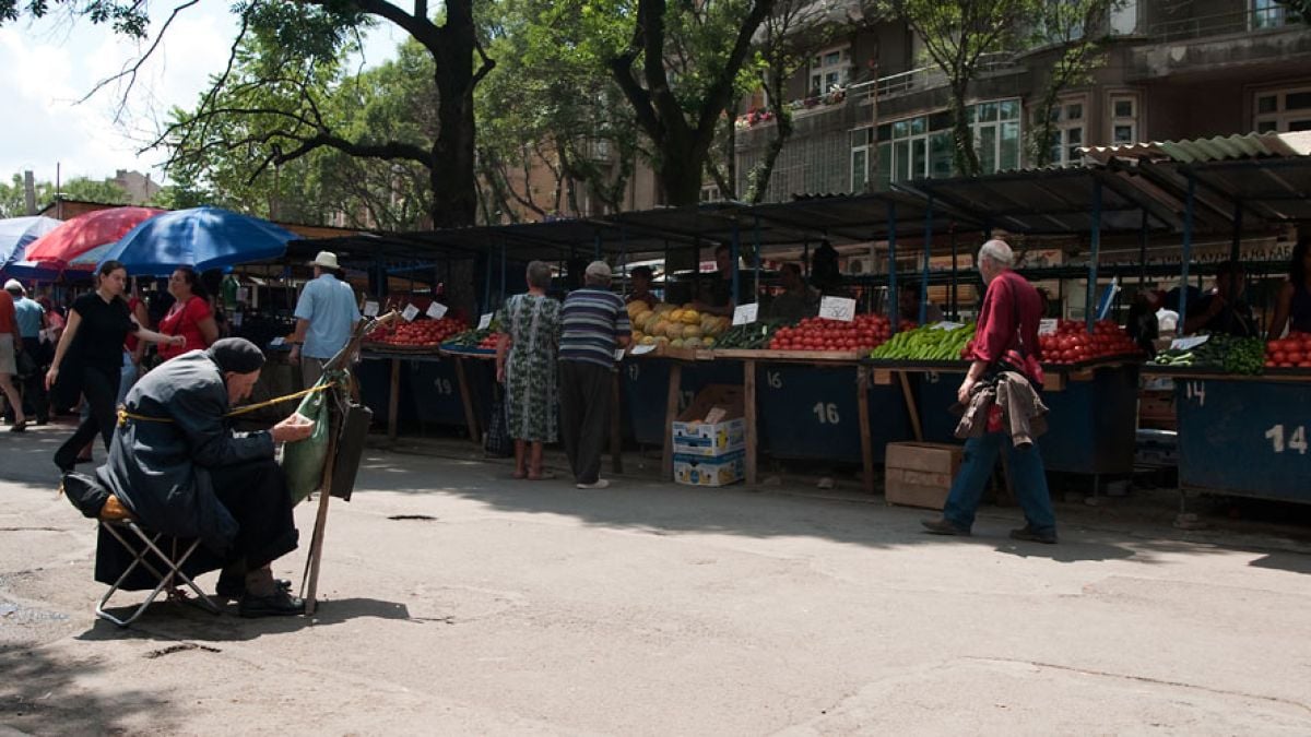 Ремонтът на Женския пазар започна