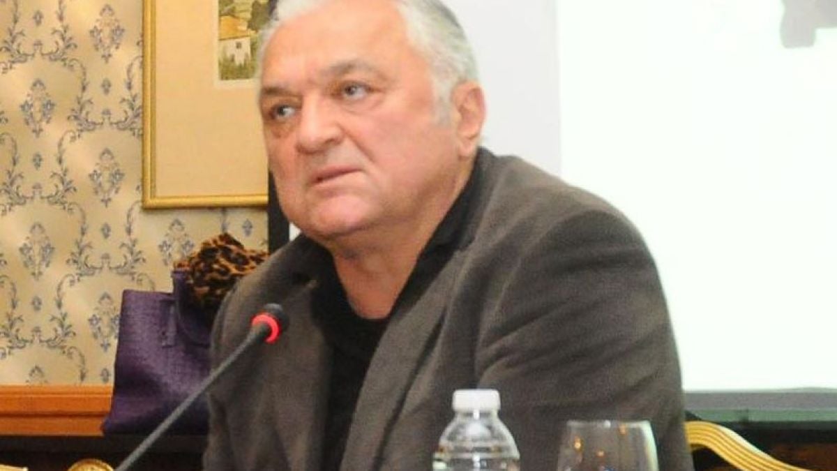 "Стажанта" Диков излиза в ефир срещу Цолова и Николаев