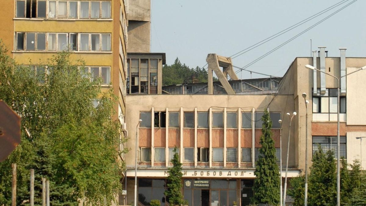 200 пернишки миньори излязоха на протест 
