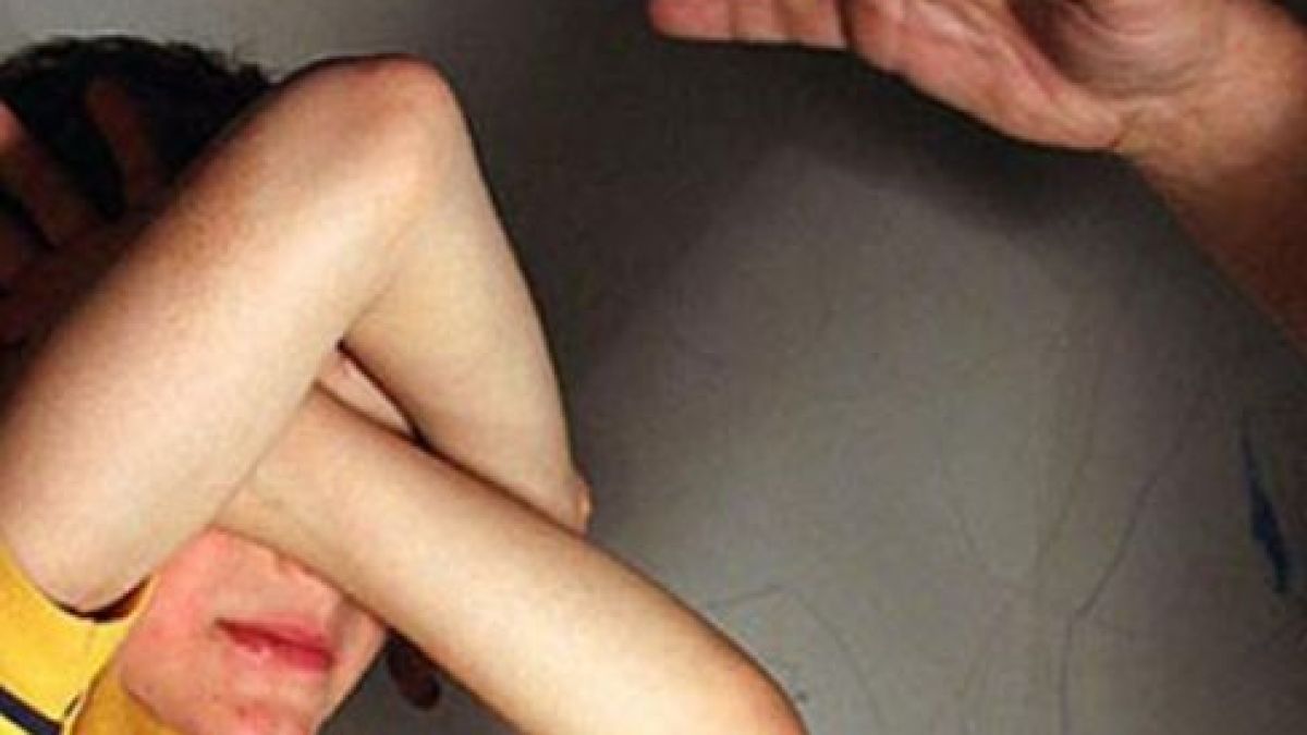 Бивш футболист на „Пирин” блудствал с дете, бъркал с пръст "отдолу"