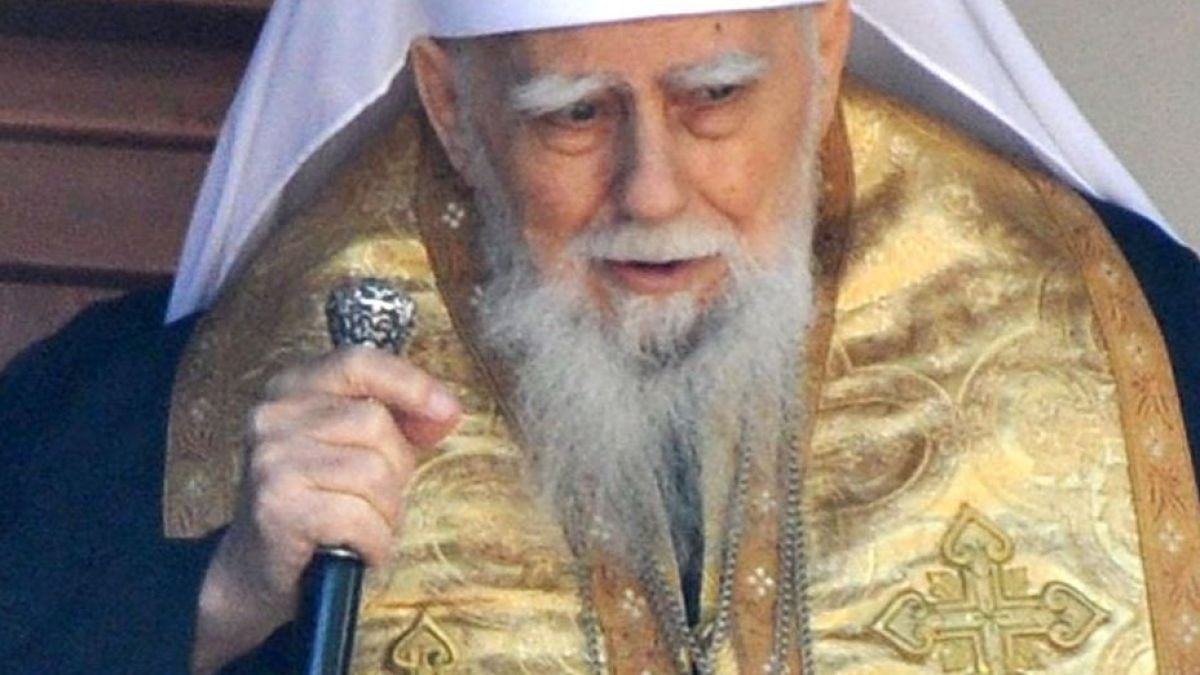 Панихида в памет на патриарх Максим в "Св. Неделя"
