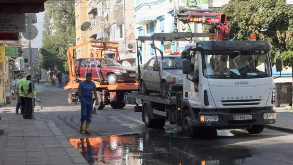 До 10 август мокрят улиците в София заради жегите