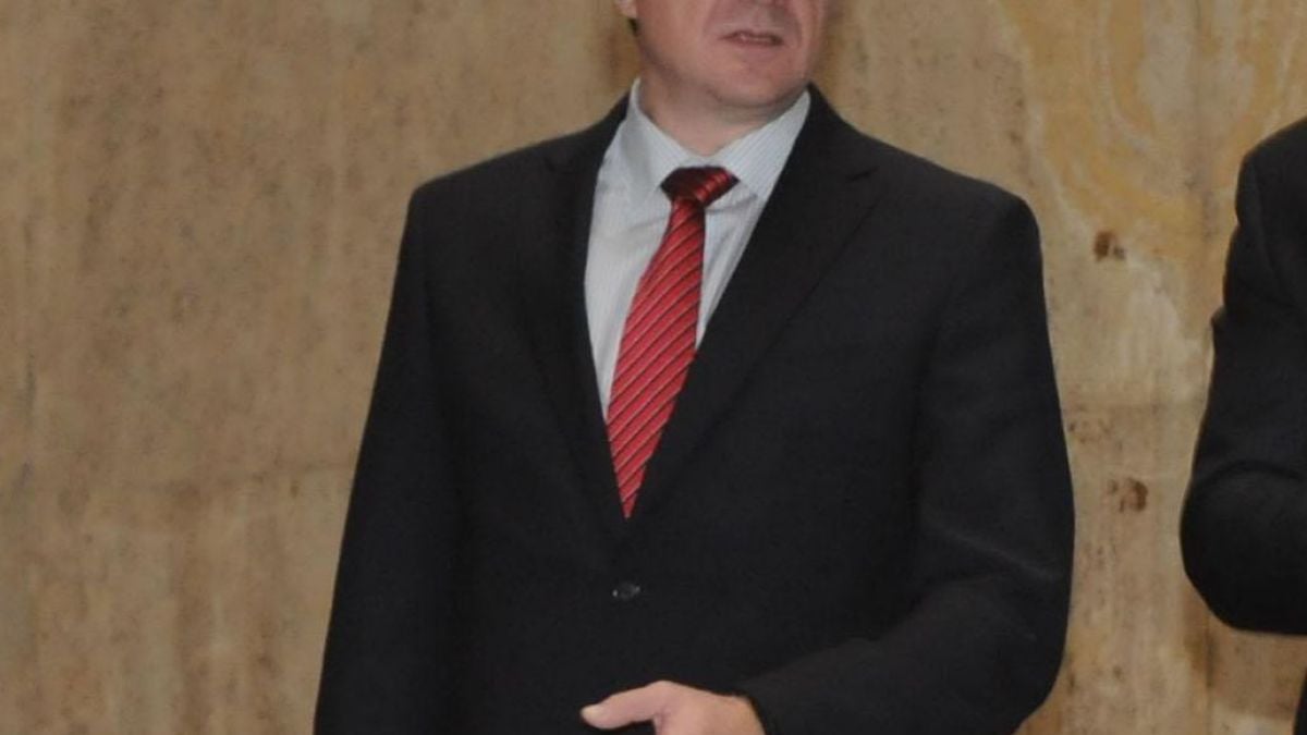 Йовчев поиска опровержение от Нова ТВ, че щял да закрива МВР болница