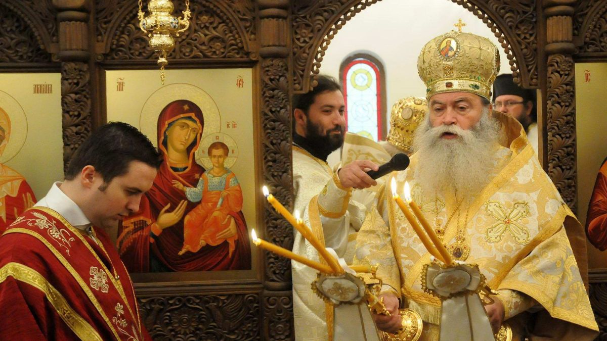 Митрополит Гавриил пази 15 години Богоявленска вода бистра като сълза 