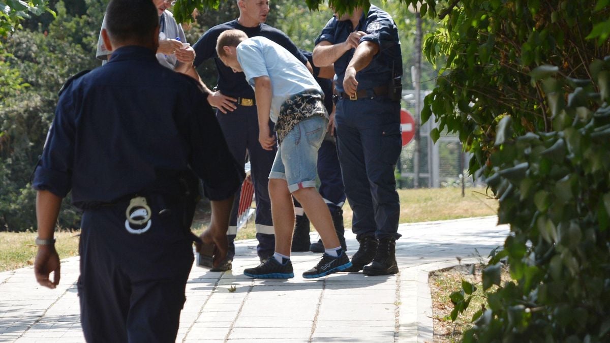 Труп оживя пред погледа на полицаи и пожарникари (СНИМКИ) 