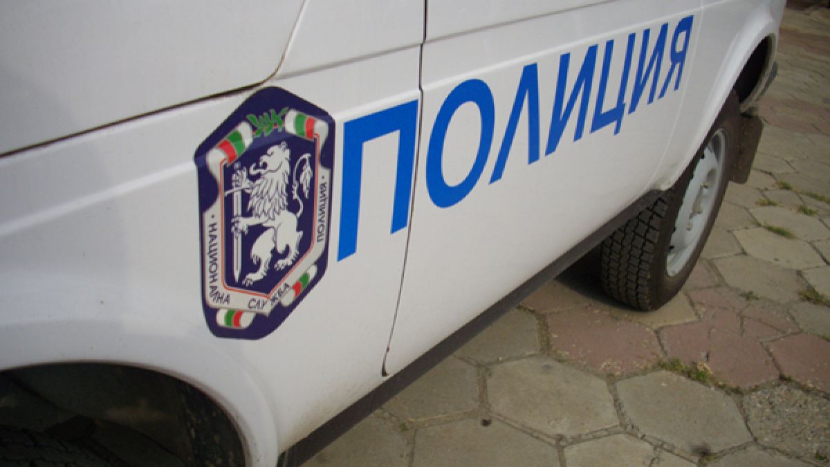 Внучка сви 8000 лева от баба си 