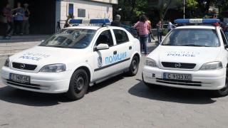 Столични полицаи издирват измамница