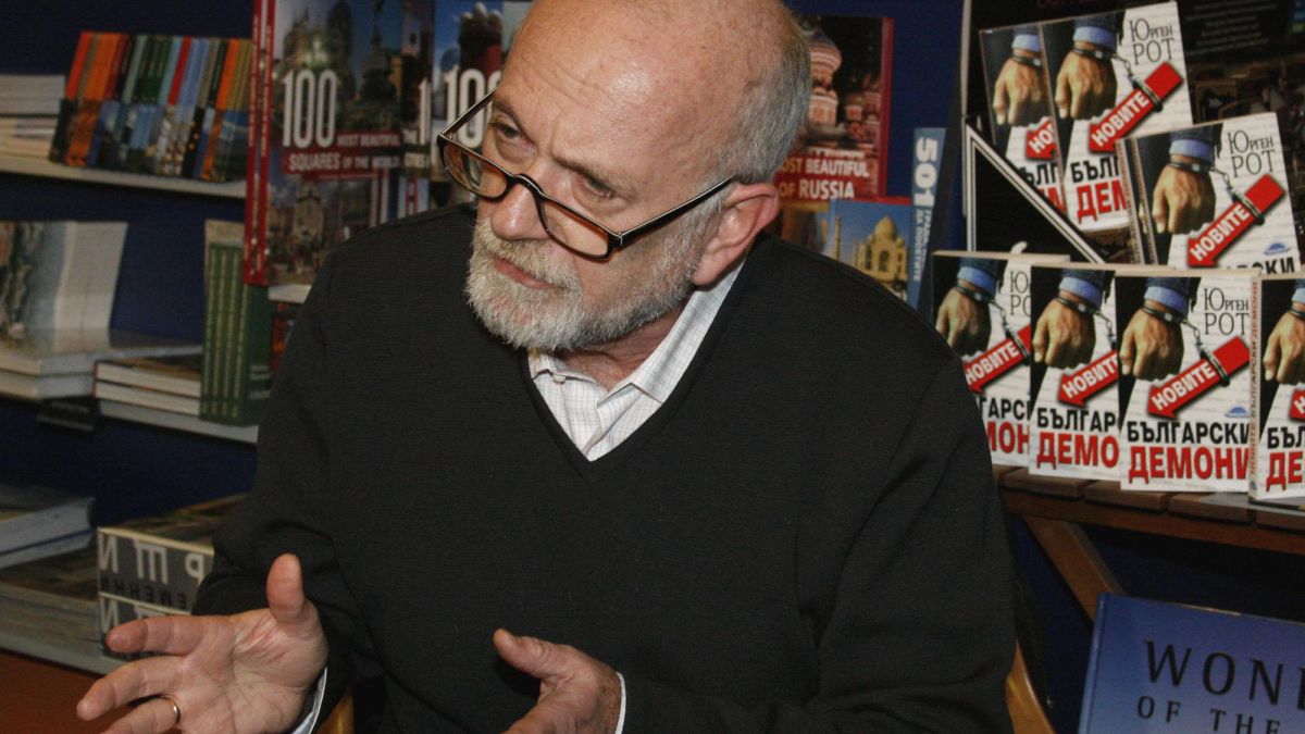 Юрген Рот на гости на Алексей Петров с полицейски ескорт