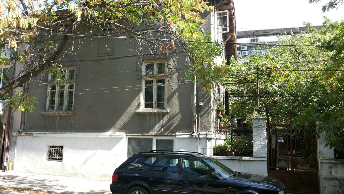 Първо в БЛИЦ: Съпругът на убитата Петя помлял от бой циганин преди дни