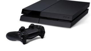 PlayStation 4 щял да се продава на загуба