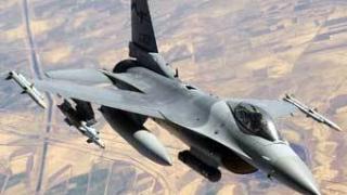 Вдигат 8 US бойни самолета в българското въздушно пространство