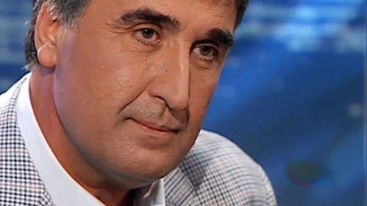 Веселин Маринов: Цветанов е като Жан Виденов - принц, който разнася светлина и доброта 