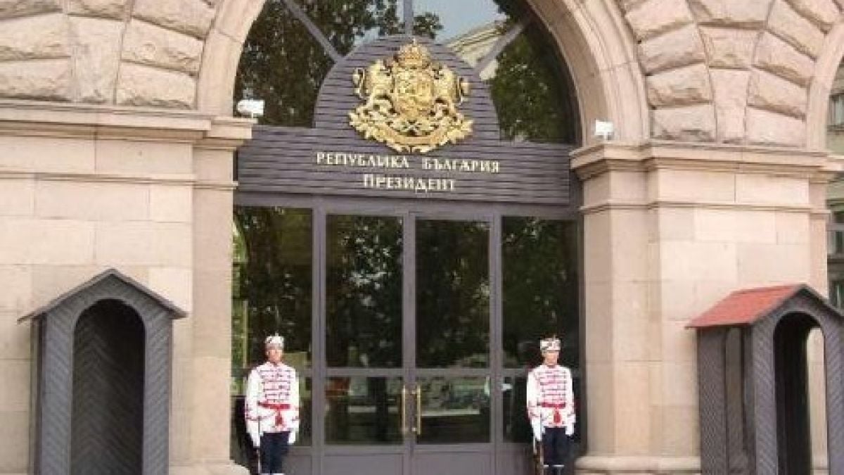 Бившите ДС ченгета остават с държавни ордени