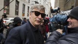 Проклятието "Rust": Нов жесток инцидент на филма с Болдуин, в болница е...