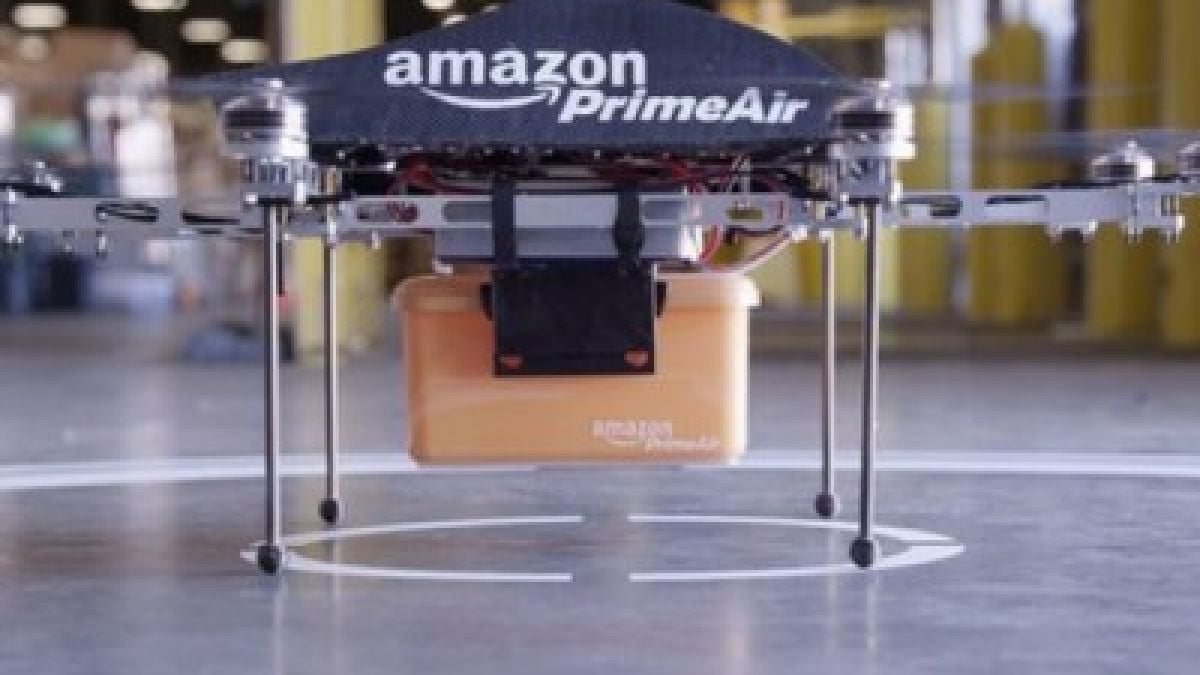  Amazon пуска безпилотен самолет за доставка на стоки