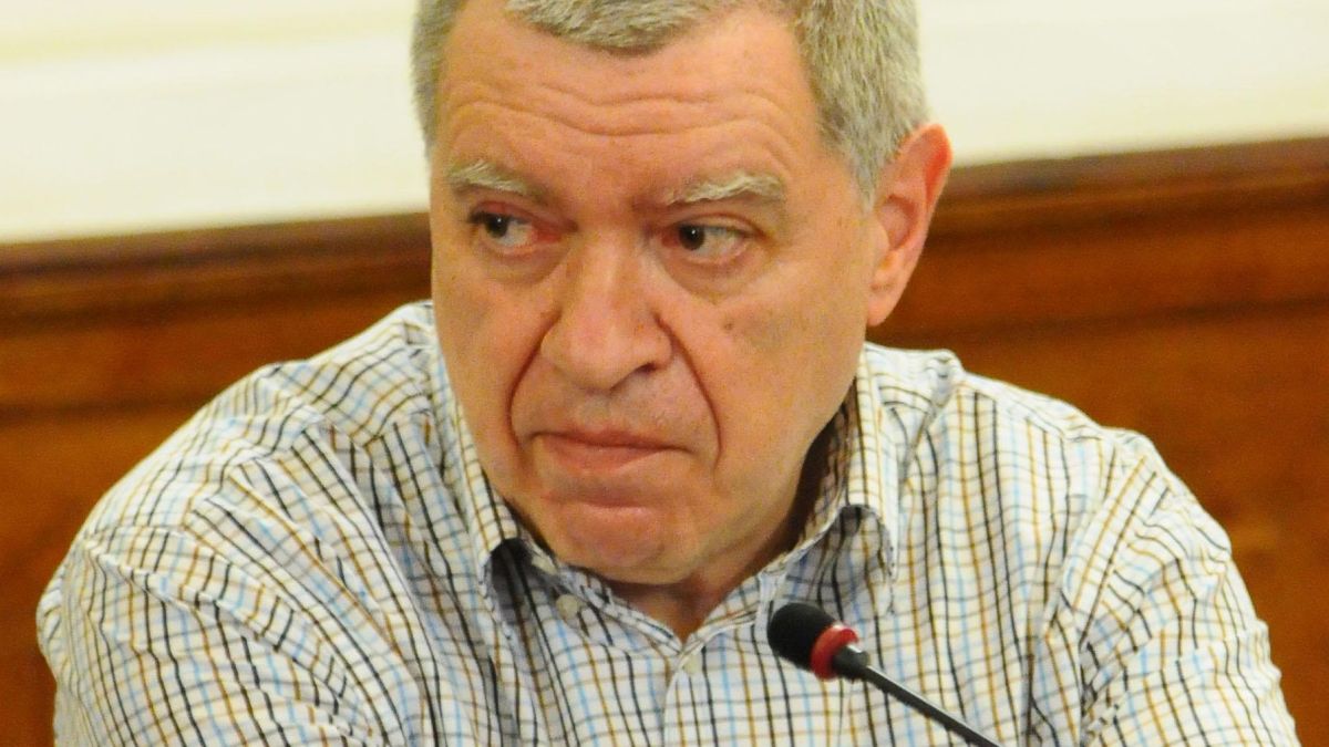Прогноза за евроизборите: Паритет между ГЕРБ плюс десните и БСП плюс ДПС 
