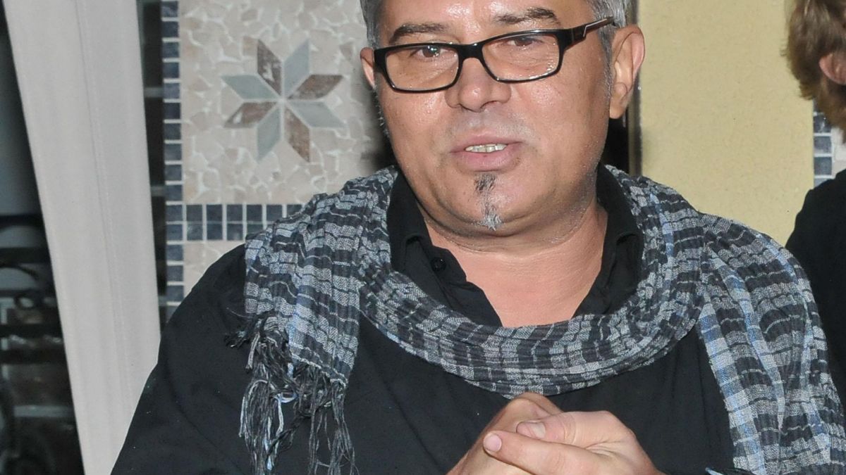 Вечният дом на Кольо Карамфилов до Слона и Начо Културата