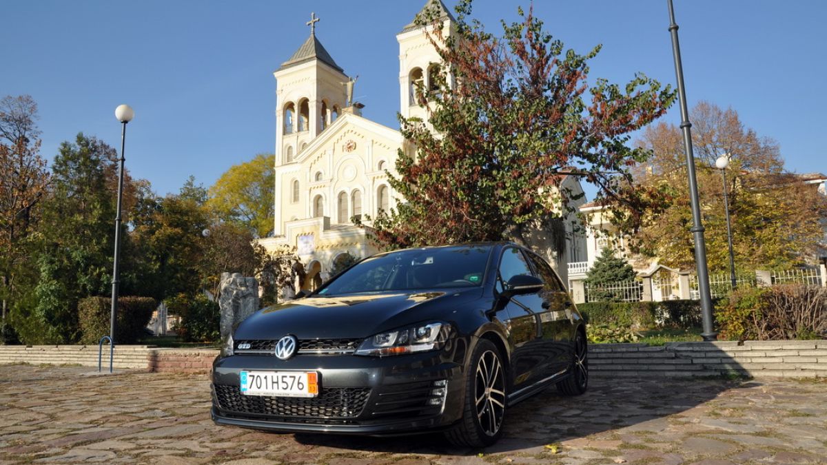 Тест на Volkswagen Golf VII GTD (СНИМКИ)