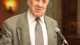 Почина видният историк проф. д-р Дойно Дойнов