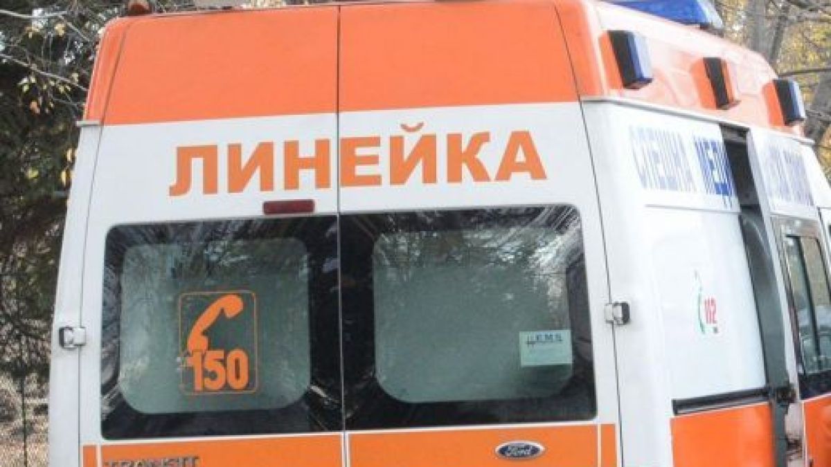 Мотоциклетист се блъсна в кола и загина на място