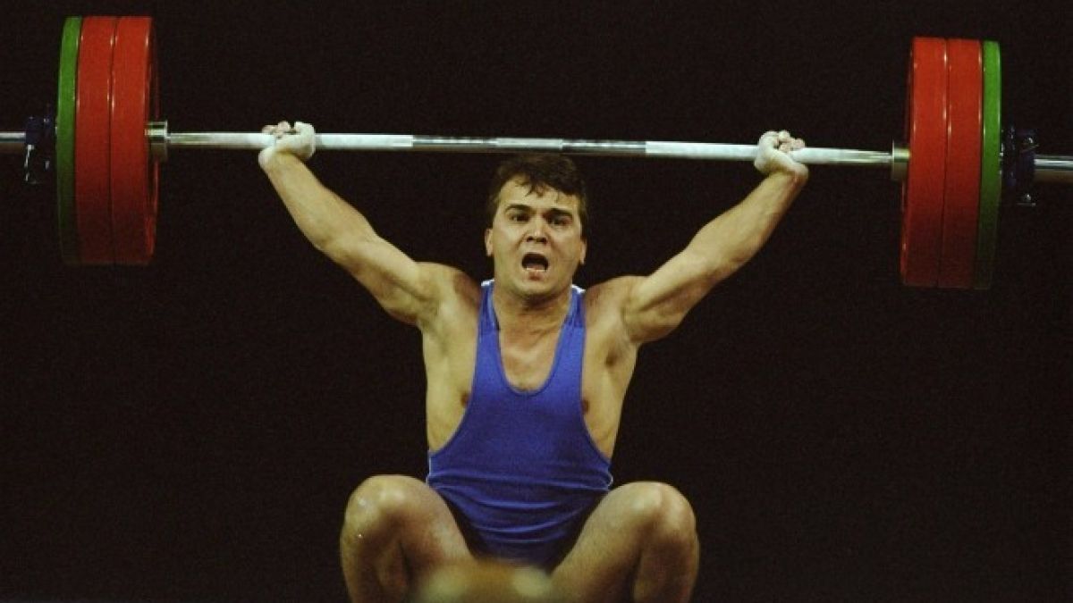 23.1.1967 г.: Роден е щангистът Наим Сюлейманов