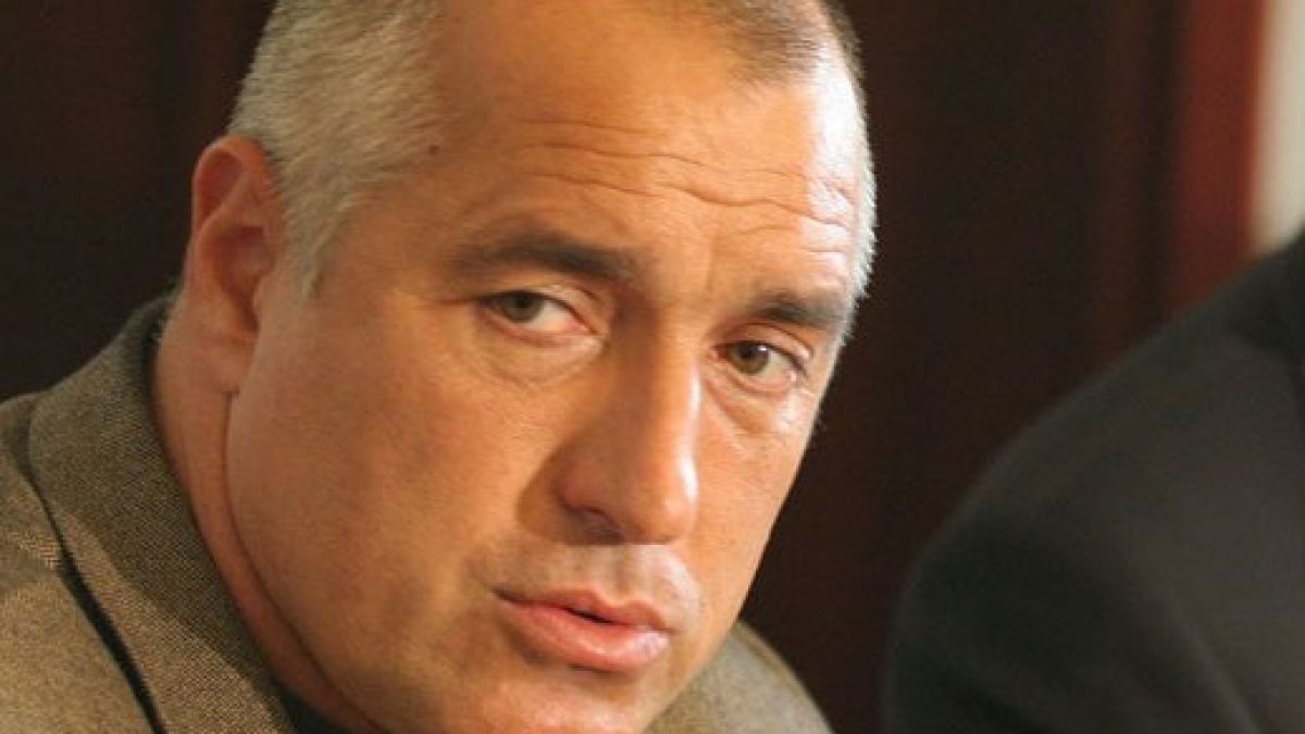 Бойко Борисов ще отзовава посланици