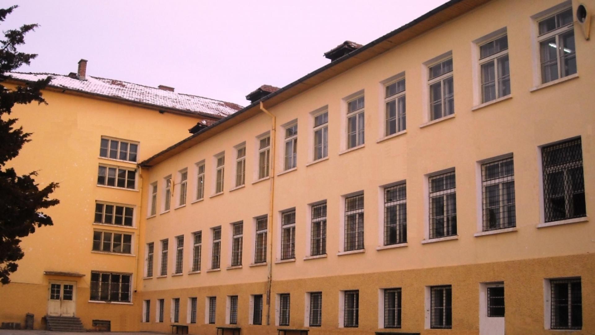 Историята отпадна от програмата за 11 и 12 клас 