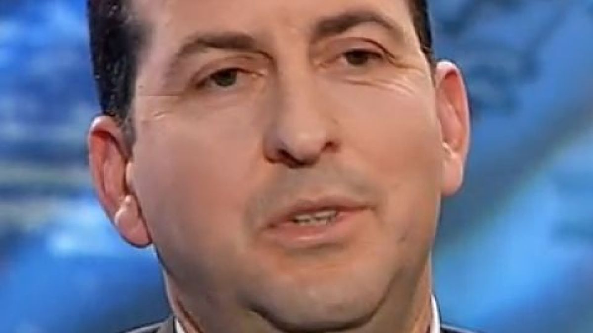 Асим Адемов с остър удар по служебния кабинет: "Циркът е много трагичен!"
