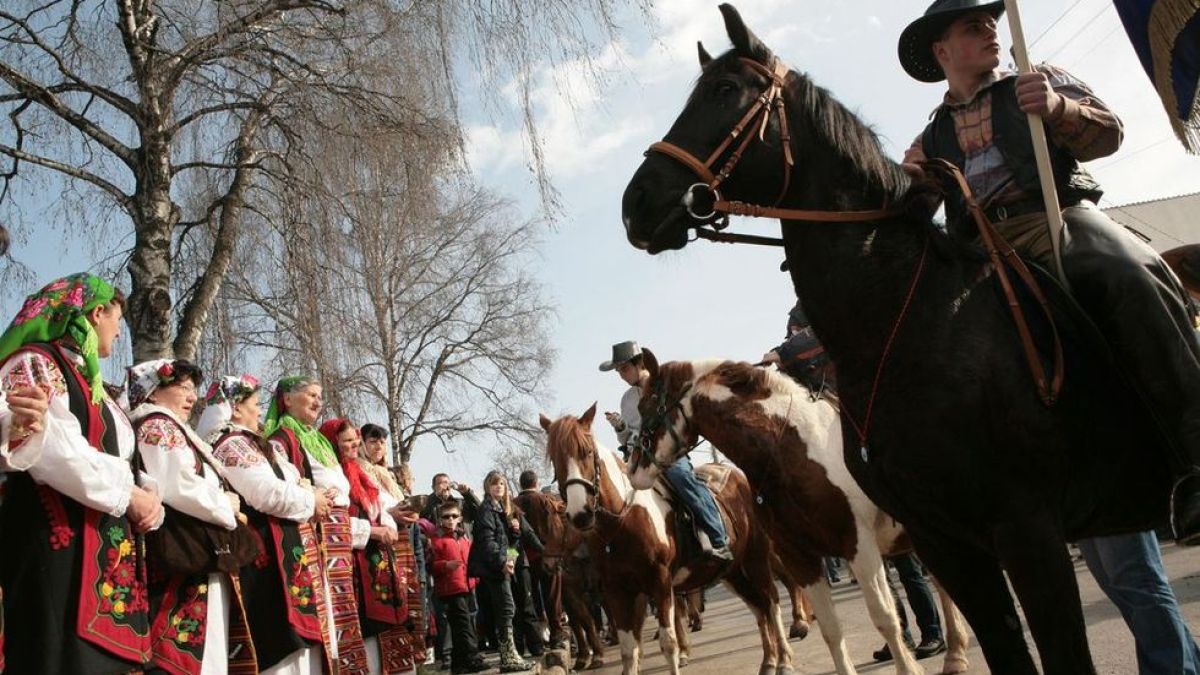 11 красиви имена черпят за голям светец, който отива при Бог да проси за лято