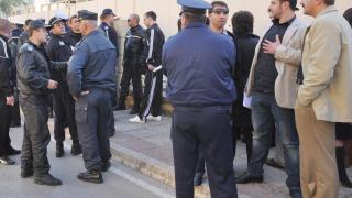 Учат ченгетата да общуват с гражданите