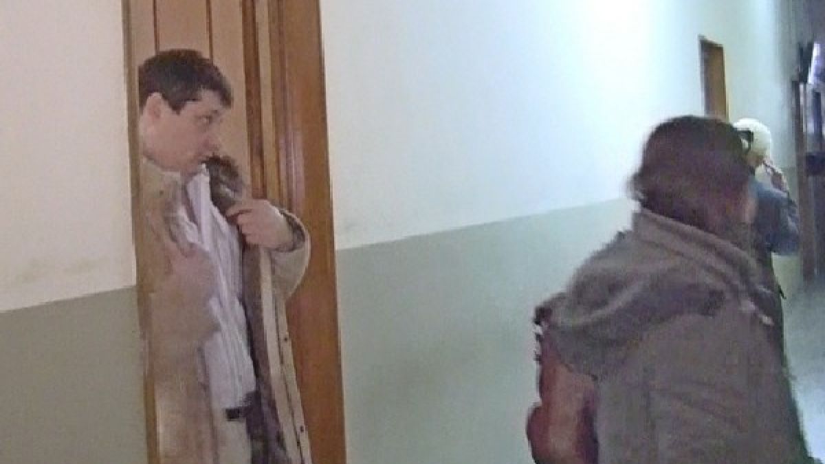 Доказателства срещу Кела за смъртта на Мастара се разпадат