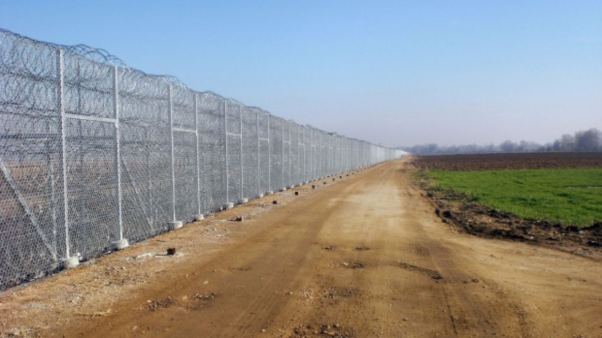 Ограда на границата при Гърция по-скъпа 