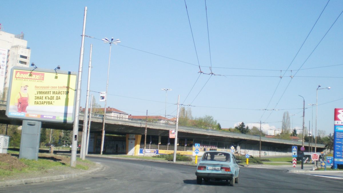 Чакат се задръствания на моста на 4-ти километър на "Цариградско"