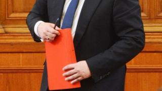 Станишев повежда червената евролиста