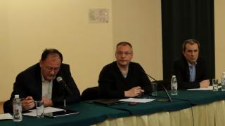 Червените чертаят стратегия на Боровец